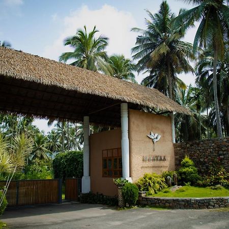 Maayaa Riverside Villa By Kpm Tripenta Attappadi ภายนอก รูปภาพ