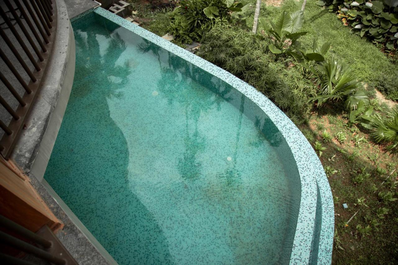 Maayaa Riverside Villa By Kpm Tripenta Attappadi ภายนอก รูปภาพ