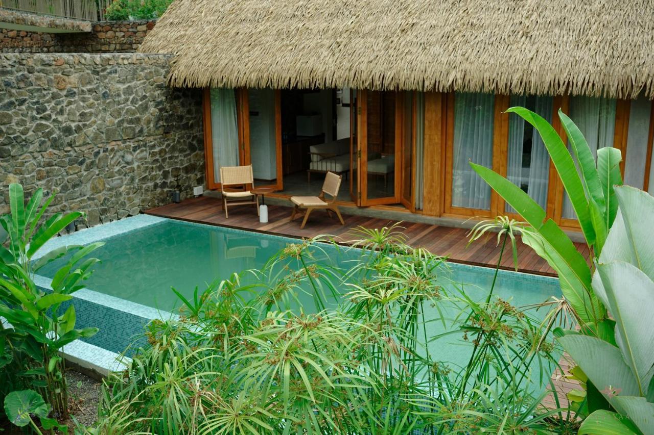 Maayaa Riverside Villa By Kpm Tripenta Attappadi ภายนอก รูปภาพ